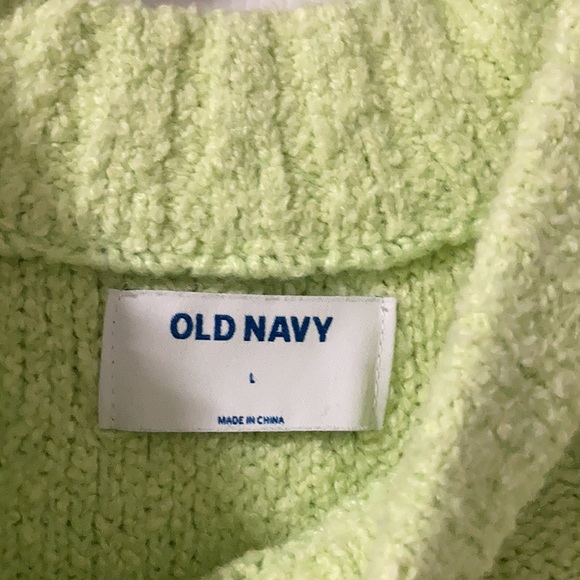 Old Navy sweater - Picture 2 of 3